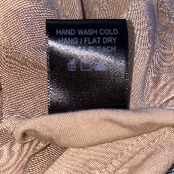 Sidewalk to Catwalk Woman's Spaghetti Strap Tank Size S - Picture 8 of 8